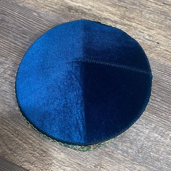 Hat - Picture 2 of 5